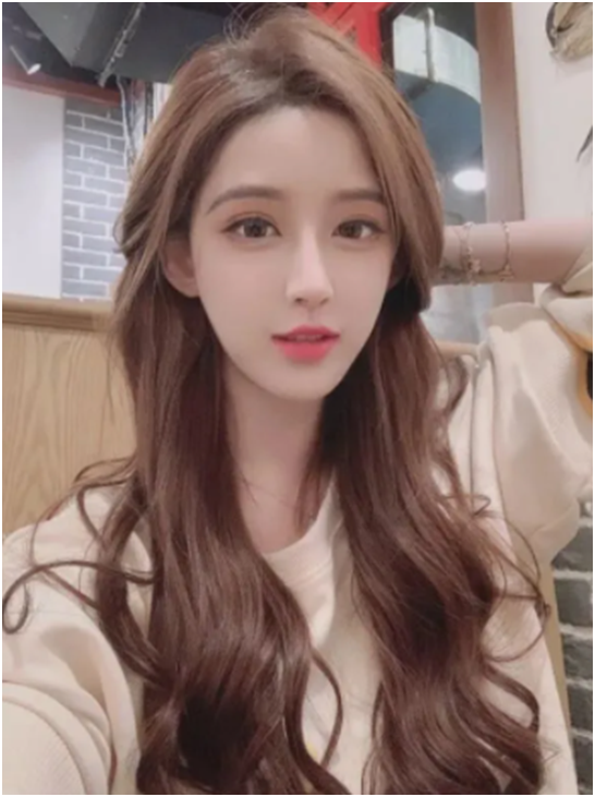 _芮甜甜低调庆生，众大哥豪刷送名牌包，徐梦尧曝啧哥不玩YY了，已无联系_芮甜甜低调庆生，众大哥豪刷送名牌包，徐梦尧曝啧哥不玩YY了，已无联系