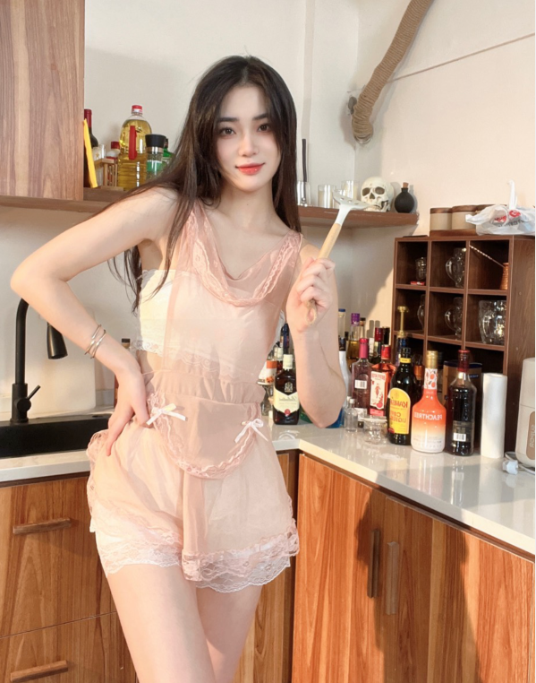 _1男14位女主播，YY大手笔扶持腰部公会，众美女齐聚星战荣耀夜_1男14位女主播，YY大手笔扶持腰部公会，众美女齐聚星战荣耀夜