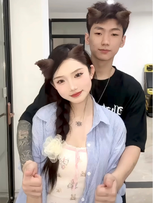 刘叉叉团队子铭承认跟倩雯接吻，方丈带领丈门加入“星恒”工会？__刘叉叉团队子铭承认跟倩雯接吻，方丈带领丈门加入“星恒”工会？