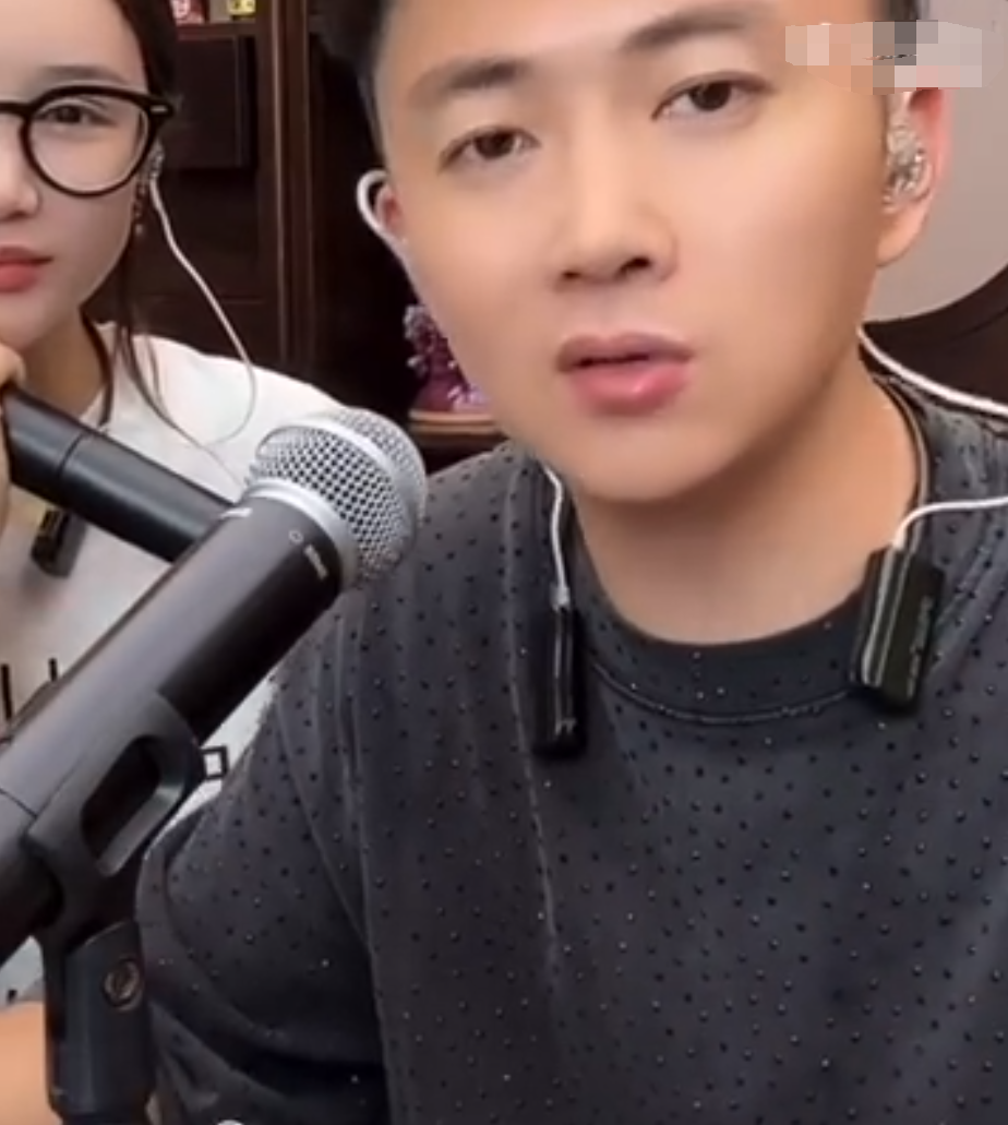 _主播方丈准备炒CP，找两女朋友！浩南不打pk，跟风向标老葛辛巴学习_主播方丈准备炒CP，找两女朋友！浩南不打pk，跟风向标老葛辛巴学习