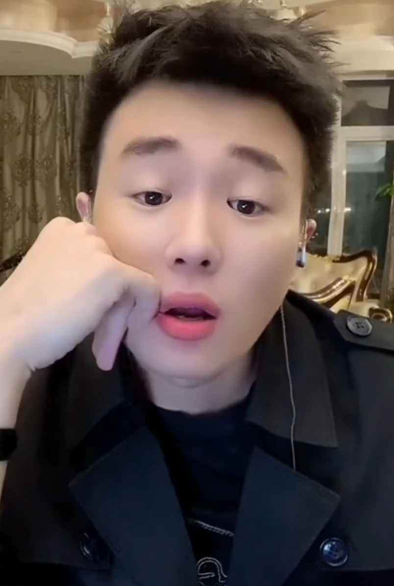 又一女网红被开封王婆赶下台，散打现金有2500w，天道月分10w心里平衡点_又一女网红被开封王婆赶下台，散打现金有2500w，天道月分10w心里平衡点_