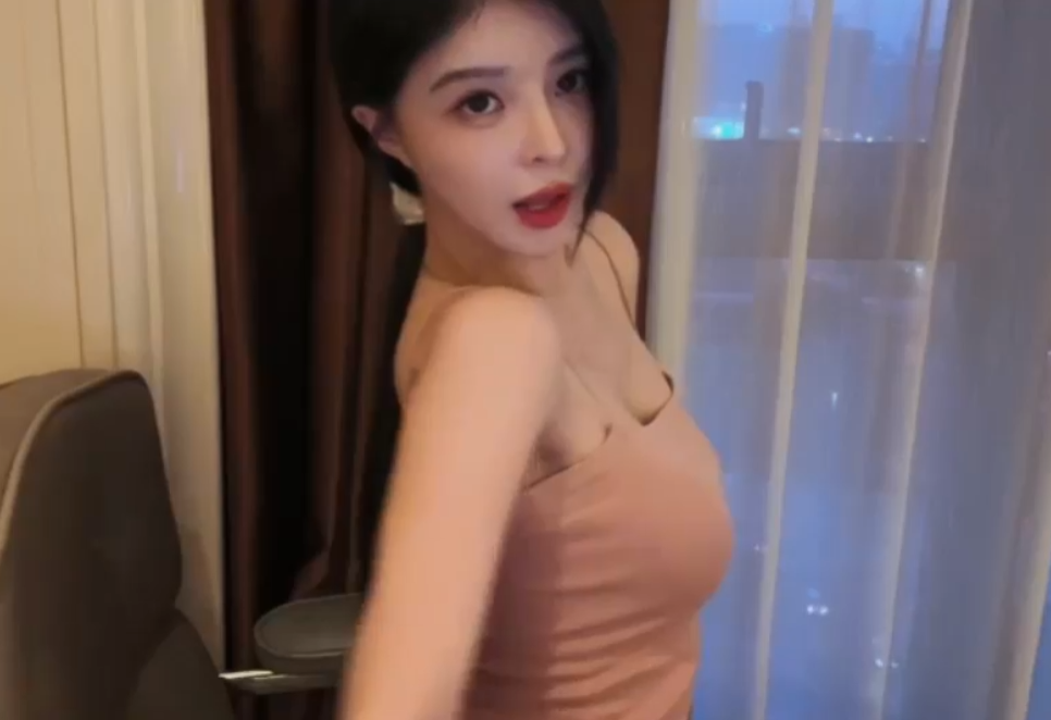 鲲鹏变一工几变_22岁女孩子转型做什么工作好_