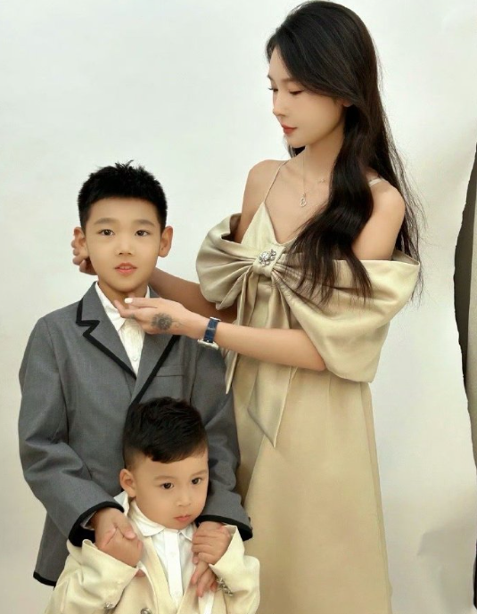 天佑儿子第一名考入国际学校，阿哲与YY最好协商，开辟童锦程一样的路__天佑儿子第一名考入国际学校，阿哲与YY最好协商，开辟童锦程一样的路