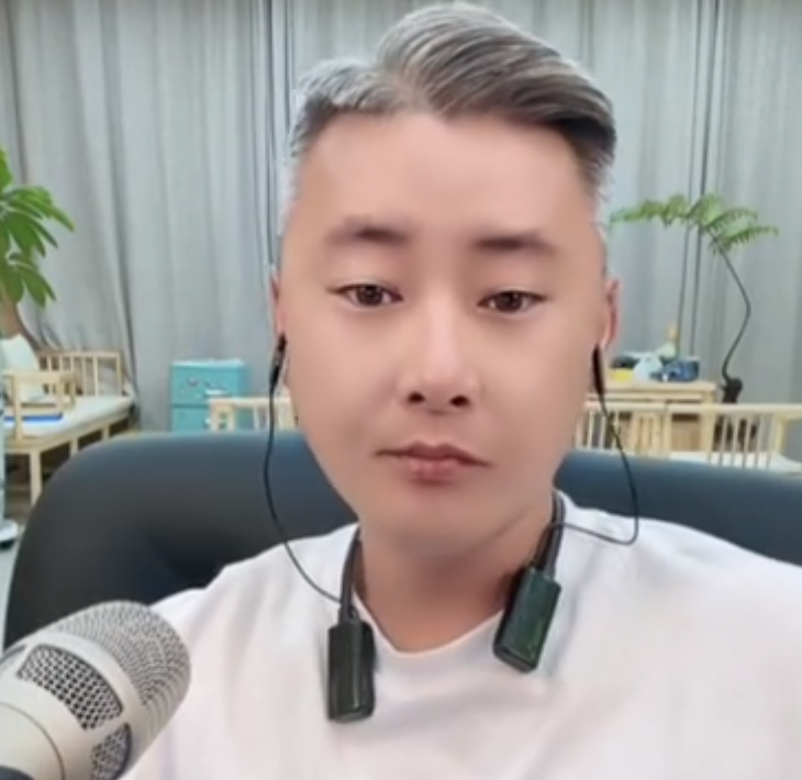 球球晒出儿子照片，会叫妈妈了！张浩斥责4864粉丝三观不正__球球晒出儿子照片，会叫妈妈了！张浩斥责4864粉丝三观不正