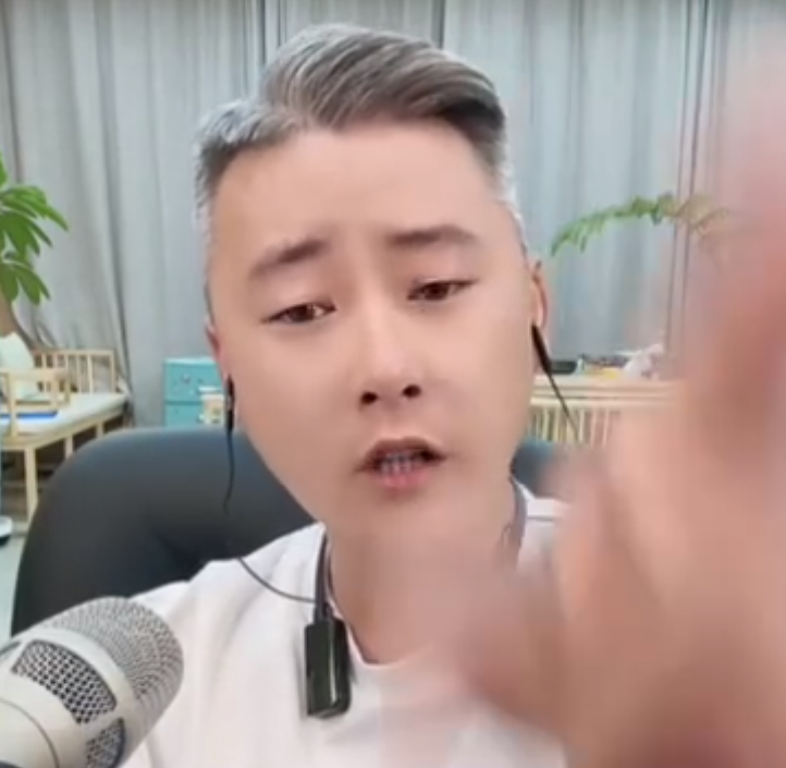 球球晒出儿子照片，会叫妈妈了！张浩斥责4864粉丝三观不正_球球晒出儿子照片，会叫妈妈了！张浩斥责4864粉丝三观不正_