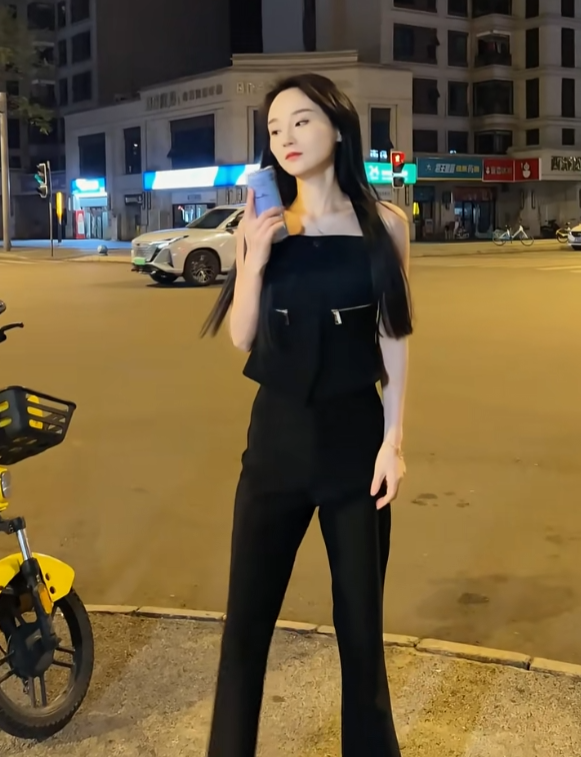 _王婆说媒爆红网络,沈曼想去担心被说蹭流量,自曝30岁还单身原因_王婆说媒爆红网络,沈曼想去担心被说蹭流量,自曝30岁还单身原因