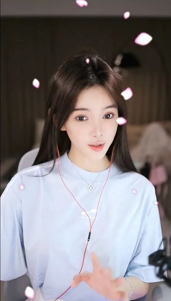 芮甜甜自曝想生个孩子可惜没老公,新VP大哥清醒哥反应很慢?_芮甜甜自曝想生个孩子可惜没老公,新VP大哥清醒哥反应很慢?_