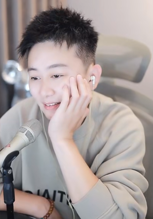 神豪“羊总”爆阿哲动态，与YY还在友好协商，没到打官司的地步__神豪“羊总”爆阿哲动态，与YY还在友好协商，没到打官司的地步