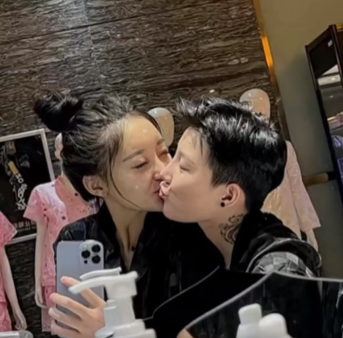 _嫁给我每天都想弑君_花语女生网联系签约