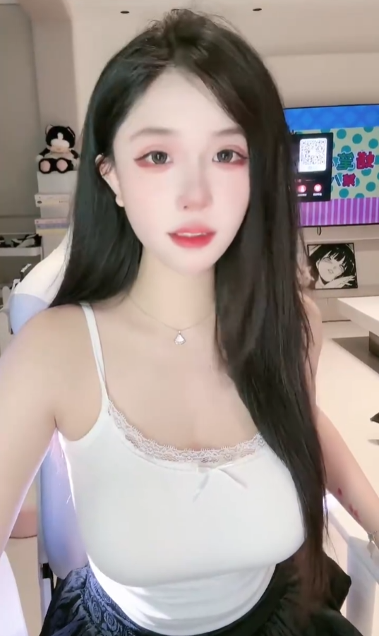 刚小希大尺度写真_林丹拍大尺度写真_