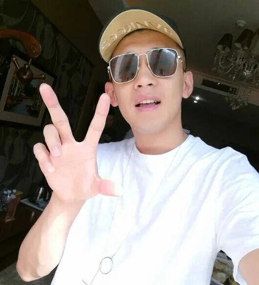 天佑重申自己的“身份”，开直播只是为了聊天，催急了就注销账号_天佑重申自己的“身份”，开直播只是为了聊天，催急了就注销账号_