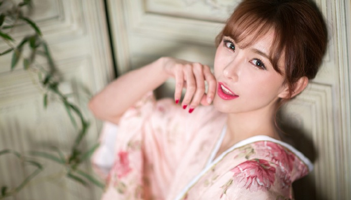 China女主播露娜制服诱惑大尺度写真照片集！第9张