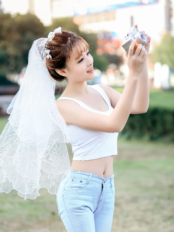 yy俏皮与大胸相结合—美女主播灵儿美照来袭！第8张