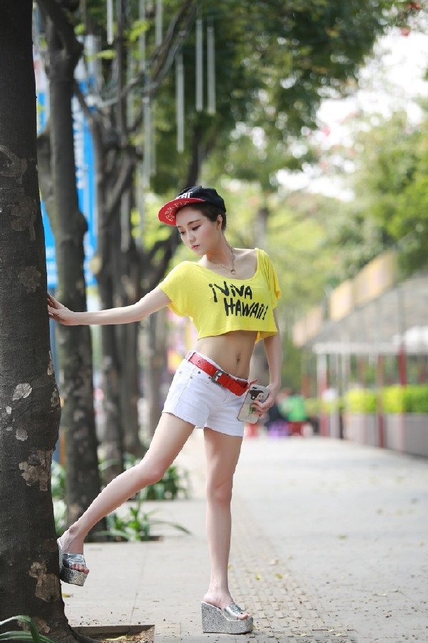 YY主播苏子唯美写真照曝光第6张