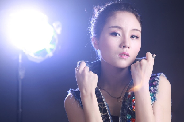 YY主播苏子唯美写真照曝光第7张