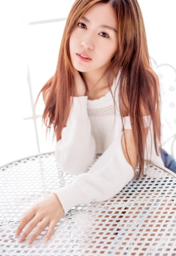 YY主播界的新宠儿！帝王安妮baby写真照片第3张