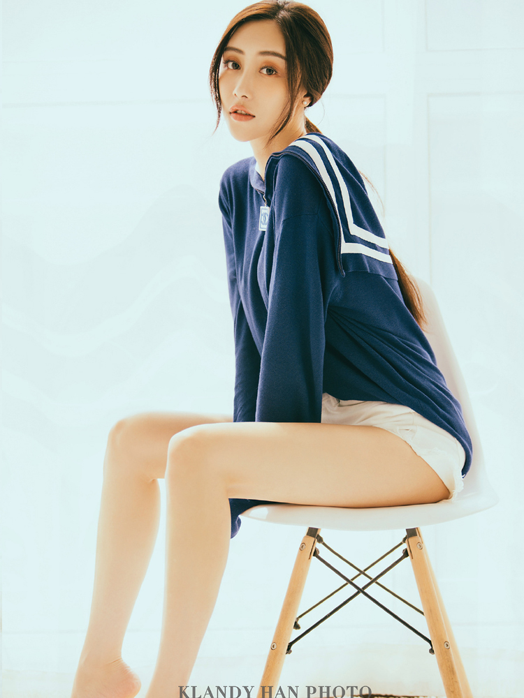 快手红人许多语儿高清写真照片！第3张