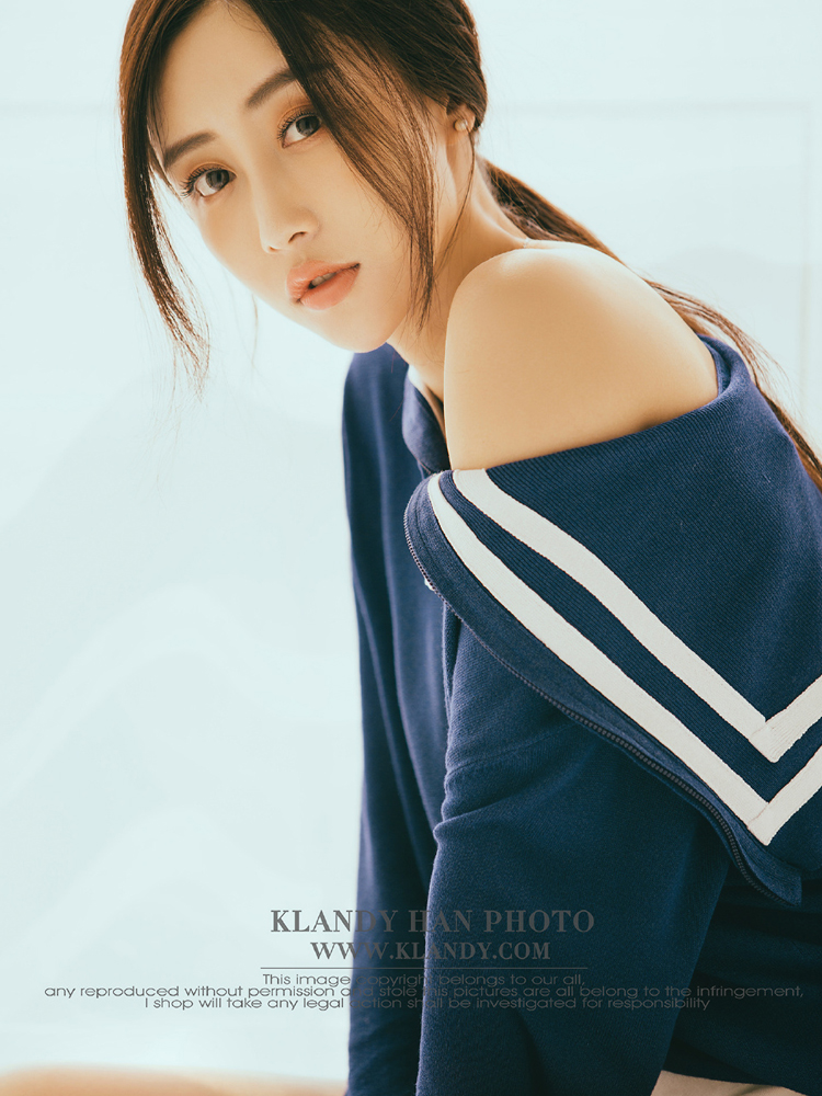 快手红人许多语儿高清写真照片！第4张