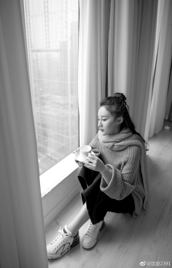 快手平台网红主播沈曼写真套图合集第6张