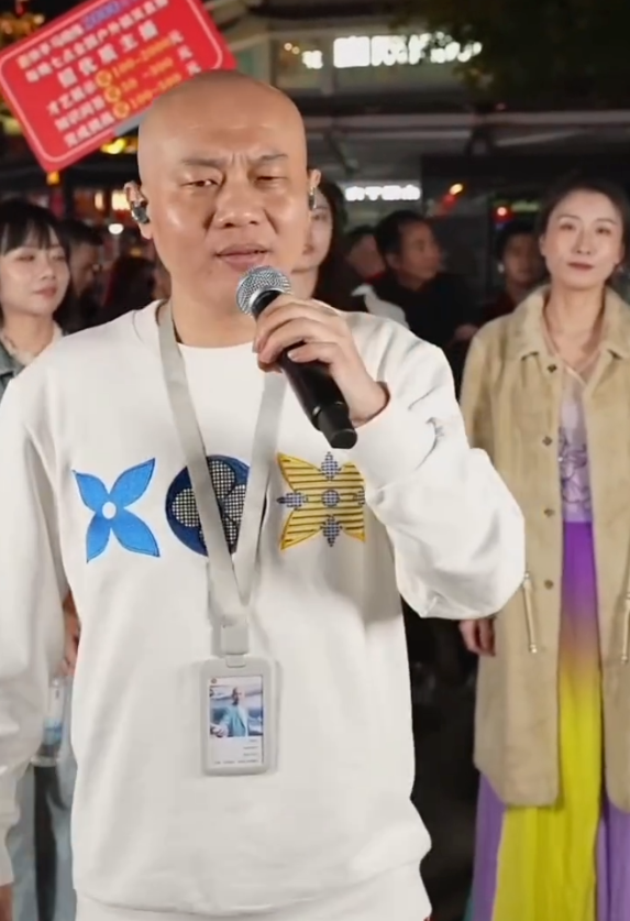 _一个很帅的户外撩妹主播_出轨说跑步的直播视频