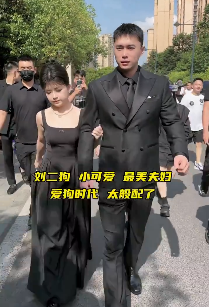 一个很帅的户外撩妹主播__出轨说跑步的直播视频