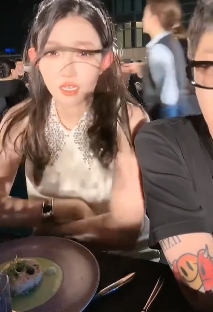 _压力大牌牌琦吵架吼哭小伊伊,倪海杉起诉热搜挂他名字蹭流量媒体_压力大牌牌琦吵架吼哭小伊伊,倪海杉起诉热搜挂他名字蹭流量媒体