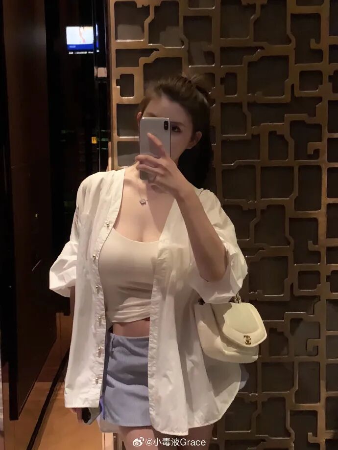 _芮甜甜透露：早就与YY直播和解！羊哥谈与小毒液关系，很纯真！_芮甜甜透露：早就与YY直播和解！羊哥谈与小毒液关系，很纯真！