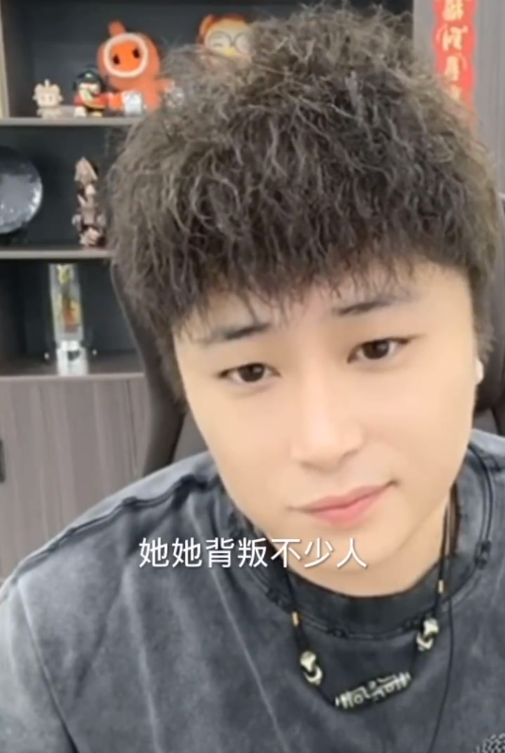 辛巴超越散打哥__辛巴怒怼散打哥