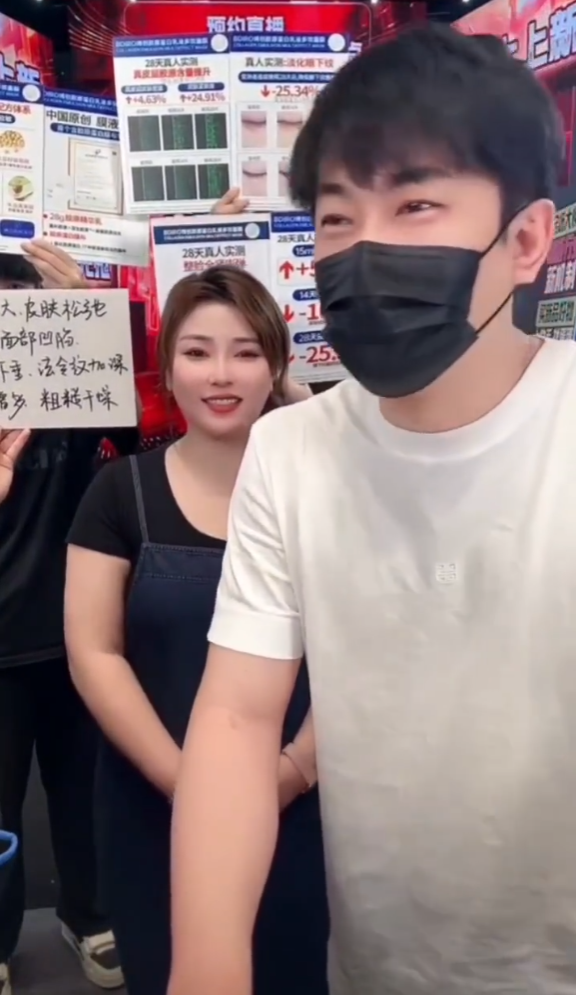 辛巴超越散打哥_辛巴怒怼散打哥_