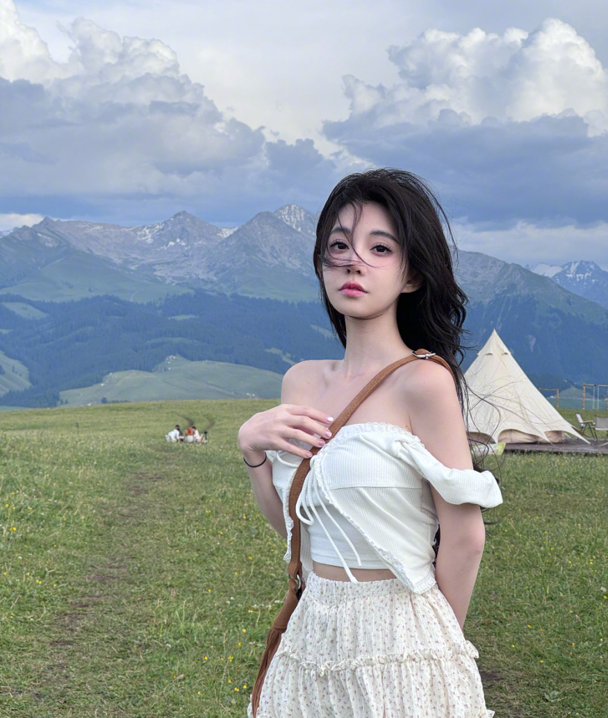 张馨予造型遭吐槽__驻马店蜡像展遭吐槽