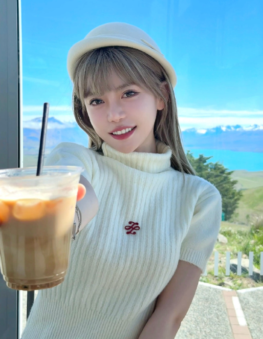 _网红快手小妹全部跳舞_快手小姐姐摇裙子合集