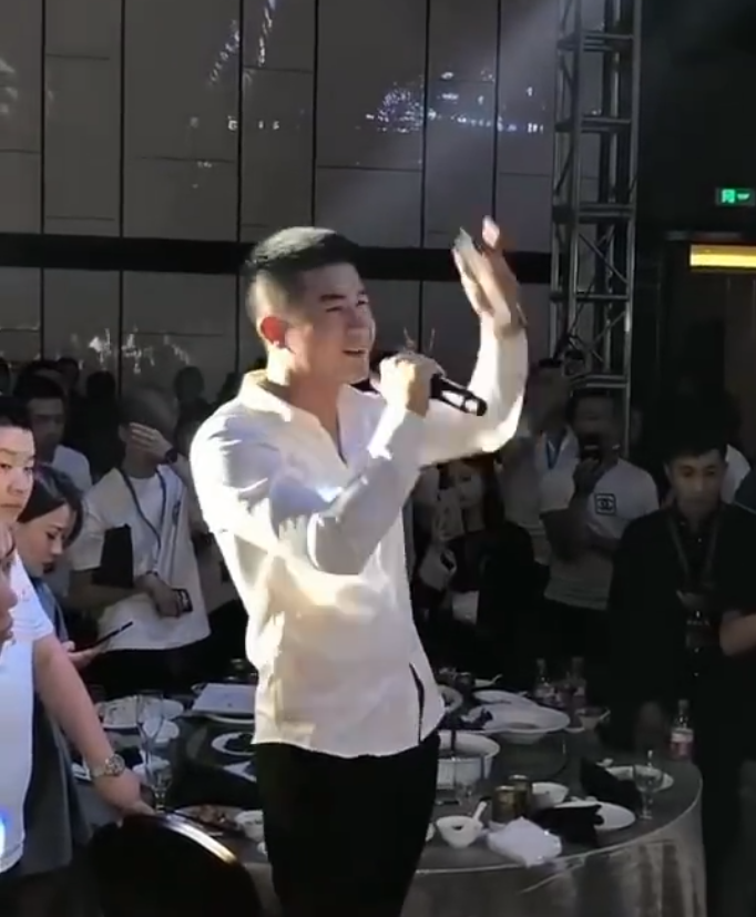 _俏妈萌爸_虎妈猫爸狼爸辩论