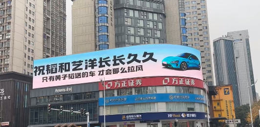 黄子韬送口红__送给黄子韬的一句话