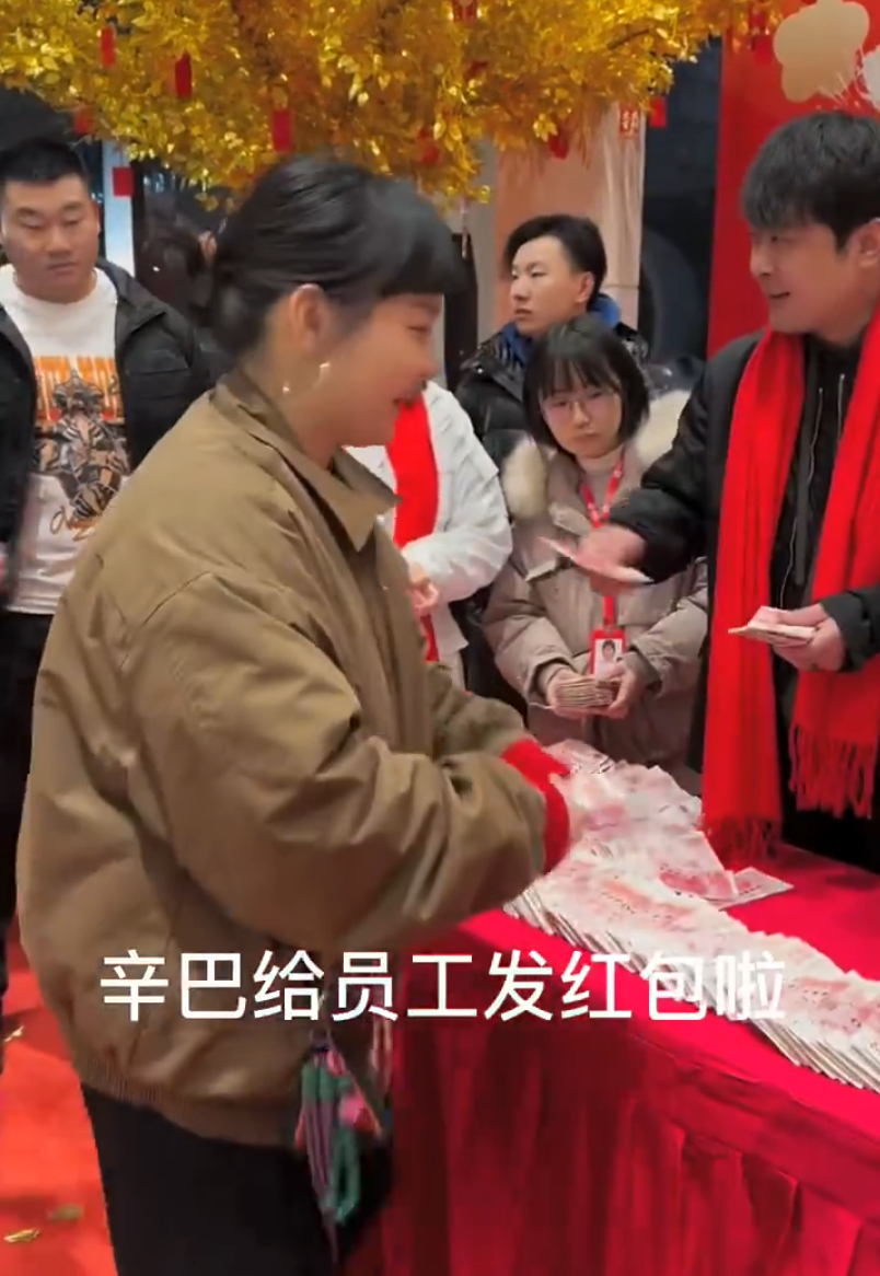 送给黄子韬的一句话__黄子韬送口红