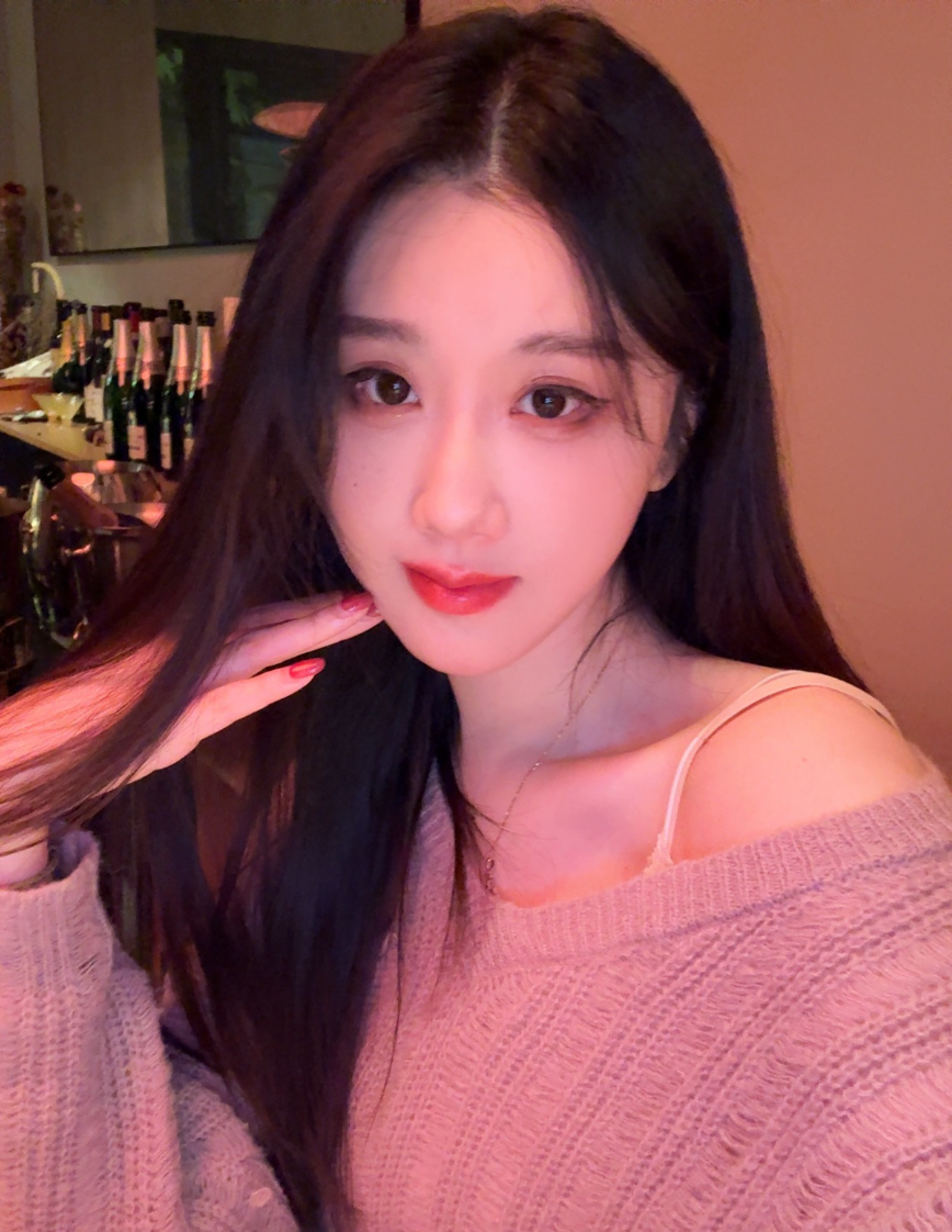 晒睡衣照朋友圈_晒晒自己的睡衣照真实图片_