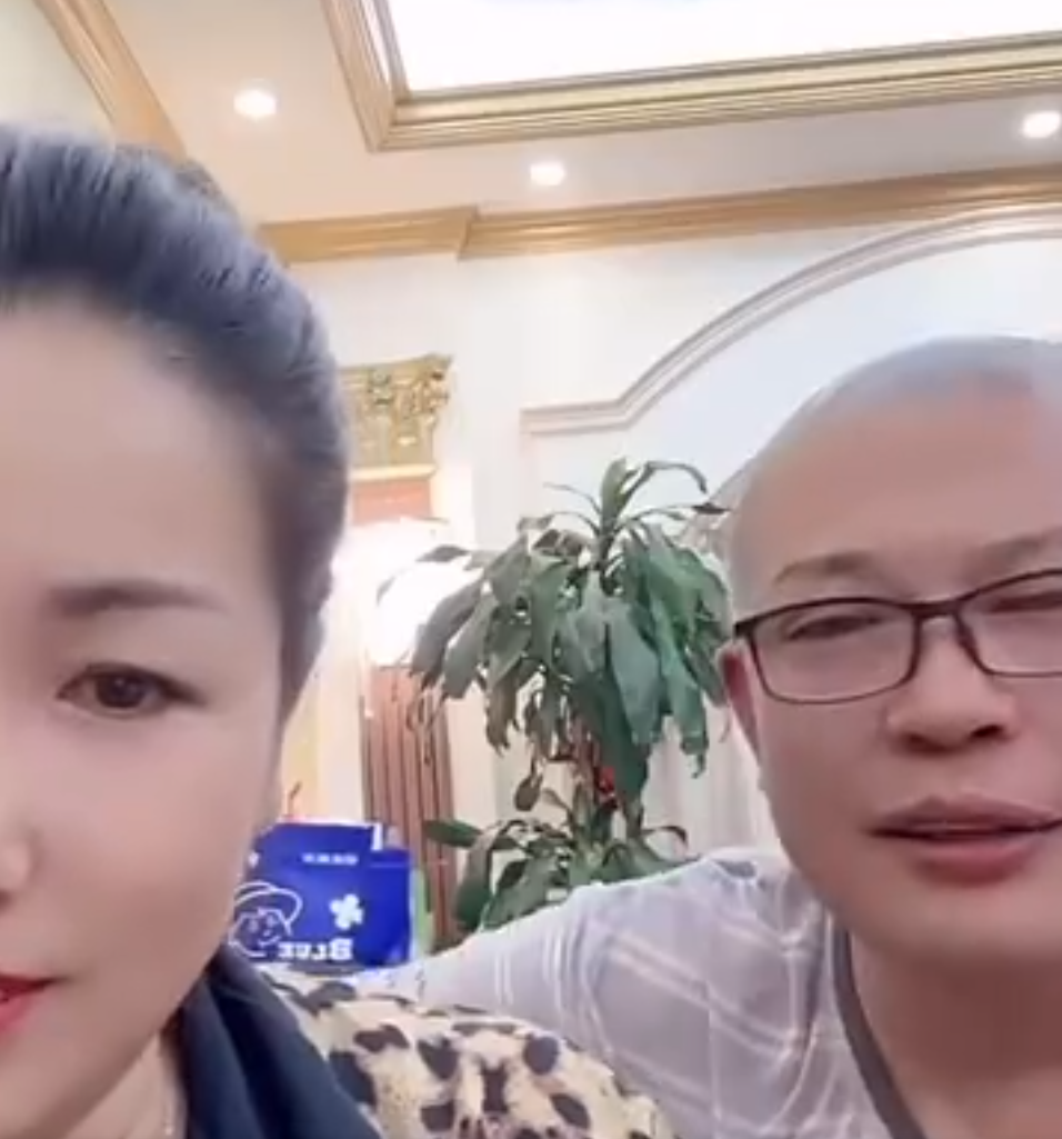 四川名小吃凉__新晋奶爸gl南城凉莫