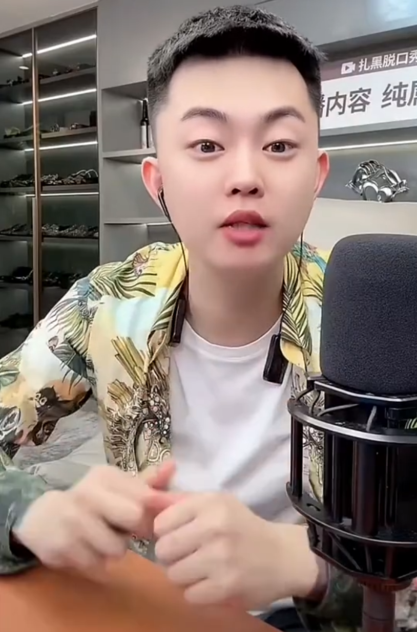 张二嫂为徒弟发声，怒斥王剑没格局，巴扎黑分析辛巴为何不交朋友__张二嫂为徒弟发声，怒斥王剑没格局，巴扎黑分析辛巴为何不交朋友