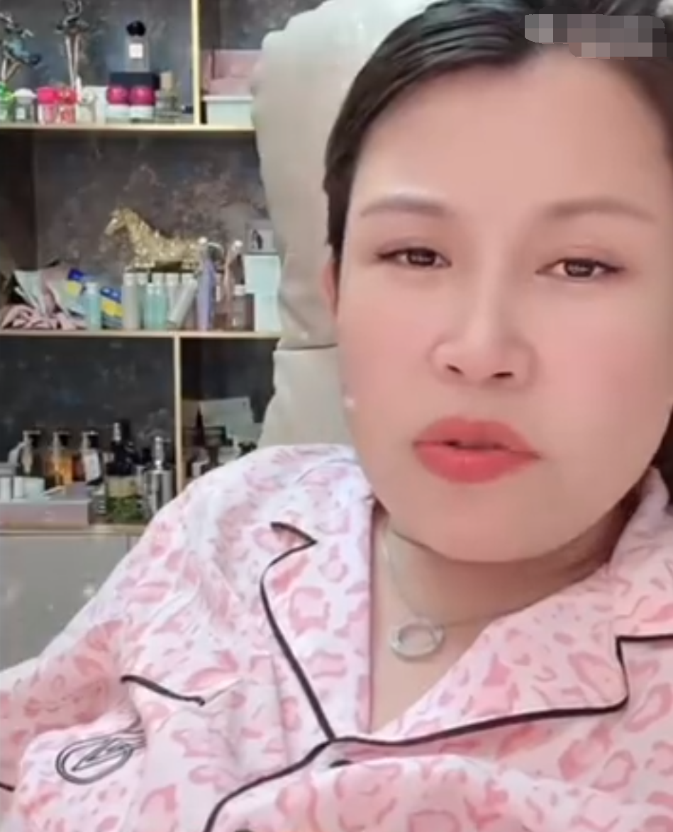 行走的ATM？驴姐爆亲戚没钱都找二驴要？牌牌琦“训徒”：拒绝剧本不会转平台！__行走的ATM？驴姐爆亲戚没钱都找二驴要？牌牌琦“训徒”：拒绝剧本不会转平台！