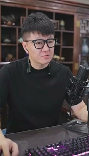 王杉杉杜明远同框直播人气一万多，被老恩师起诉？大佛气晕了__王杉杉杜明远同框直播人气一万多，被老恩师起诉？大佛气晕了