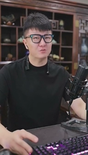 王杉杉杜明远同框直播人气一万多，被老恩师起诉？大佛气晕了__王杉杉杜明远同框直播人气一万多，被老恩师起诉？大佛气晕了