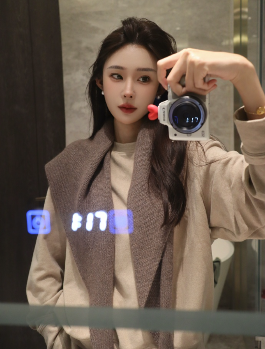 _天佑前妻陈静莹直播控诉,分手后一直遭网暴:女性为何总