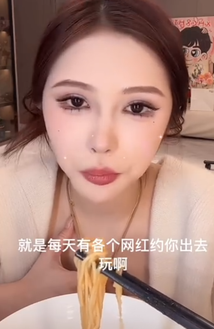 yy阿哲天佑事件视频回放_yy天佑阿哲干架视频_