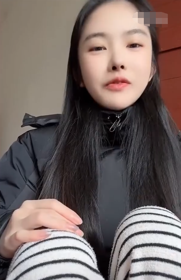 _我的账号价值1亿，顾茜茜自曝封号降温？次惑小仙女自曝抑郁症！直言“吃药吃傻了”_我的账号价值1亿，顾茜茜自曝封号降温？次惑小仙女自曝抑郁症！直言“吃药吃傻了”