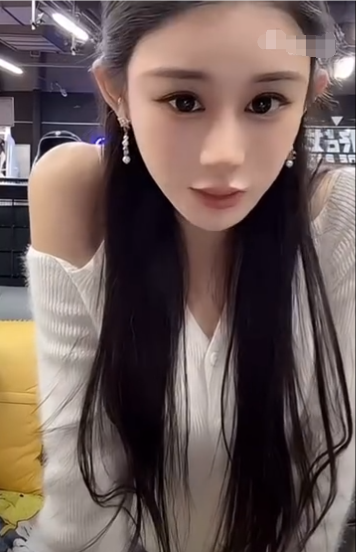 整容女前后对比__整容老婆