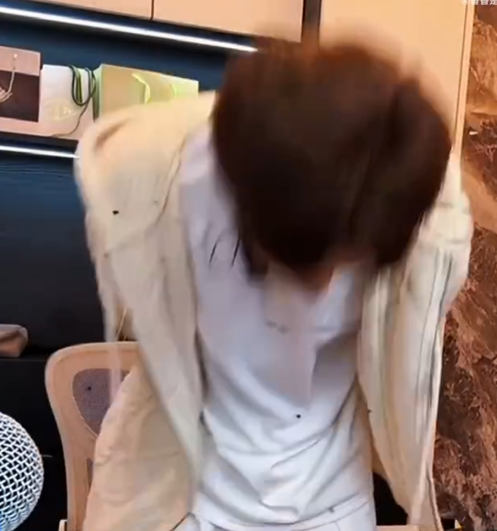 _章莹颖家人痛哭致歉_薛之谦前妻疑回应离婚