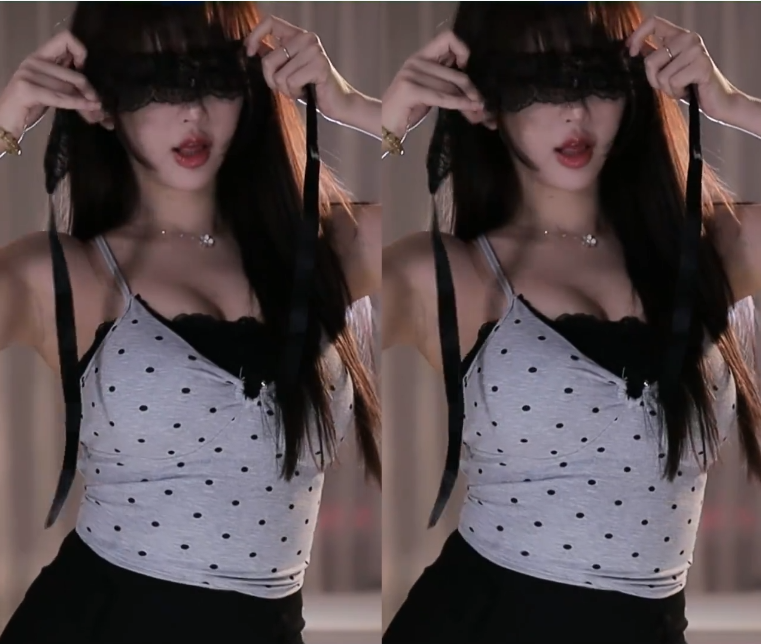 南妹儿满分12分复播，无视警告热舞放送，惨遭超管扣分“踢”下播__南妹儿满分12分复播，无视警告热舞放送，惨遭超管扣分“踢”下播