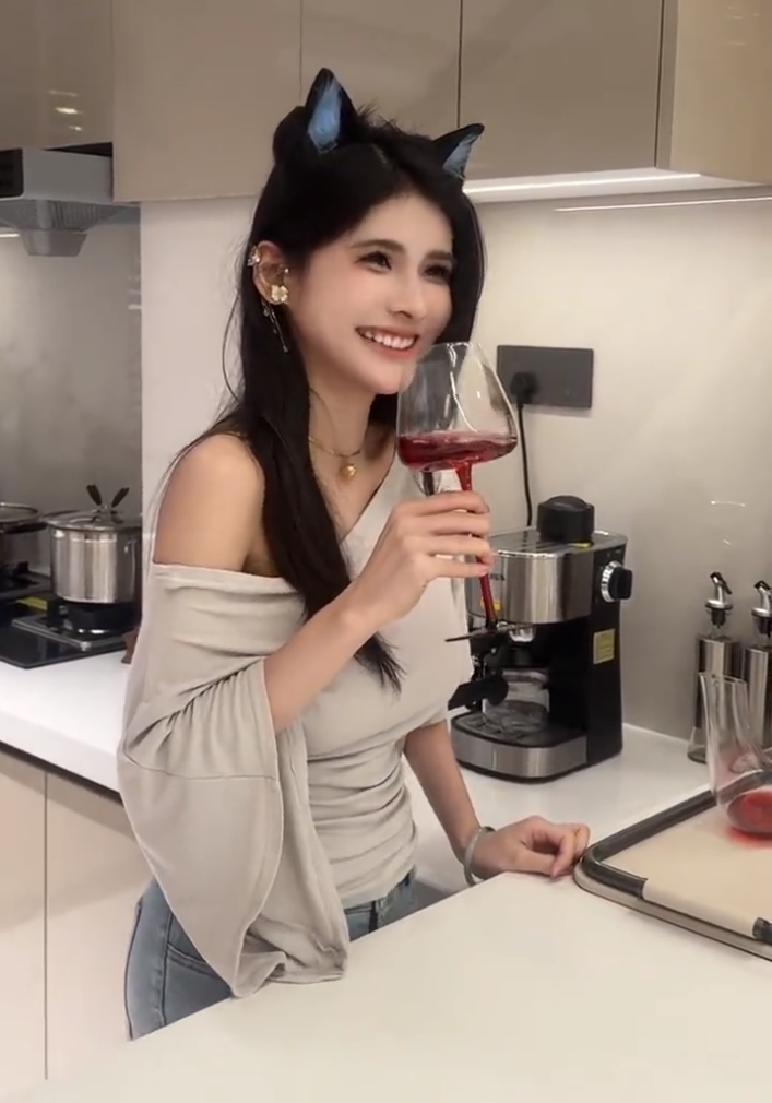 卖房送家具后悔了__送卖房子的男孩什么礼物