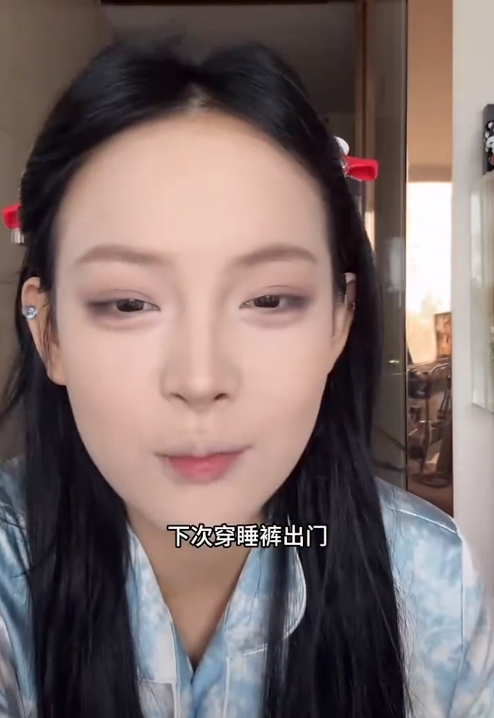 _陈泽与周周小可爱被拍下，恋情坐实？仙家屁孩出去徒步半月赚100万？_陈泽与周周小可爱被拍下，恋情坐实？仙家屁孩出去徒步半月赚100万？