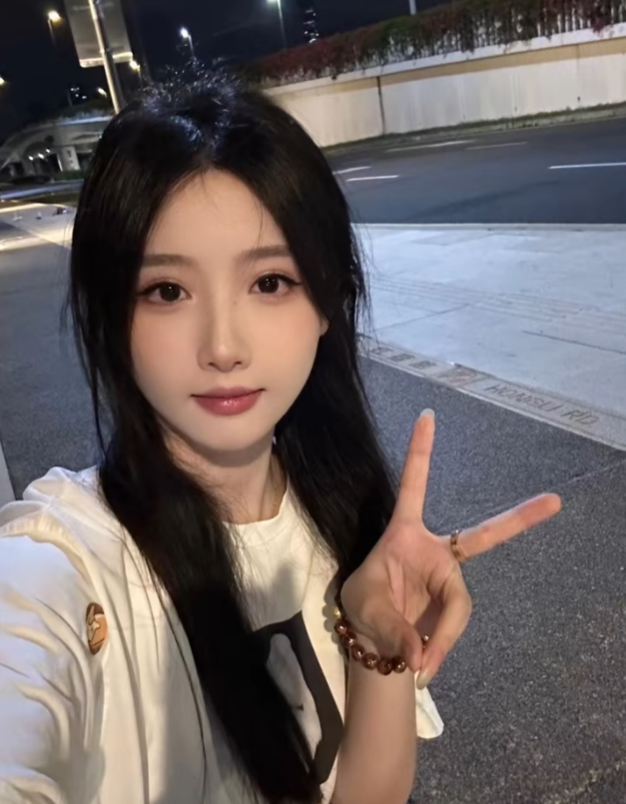 讲豪宅的主播__土豪大哥曝光女主播