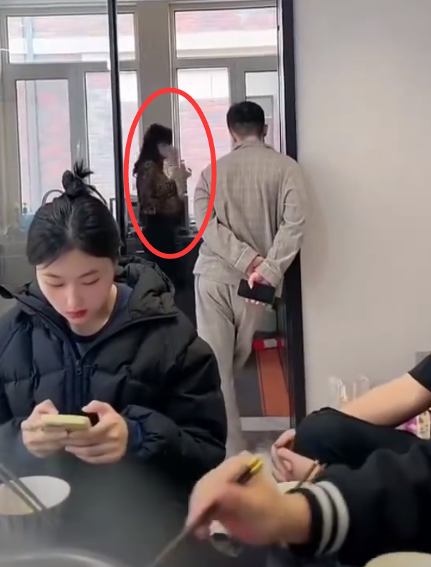 仙洋回应新女友身份特殊，是律师？方丈表态不会和刘二狗打PK？__仙洋回应新女友身份特殊，是律师？方丈表态不会和刘二狗打PK？